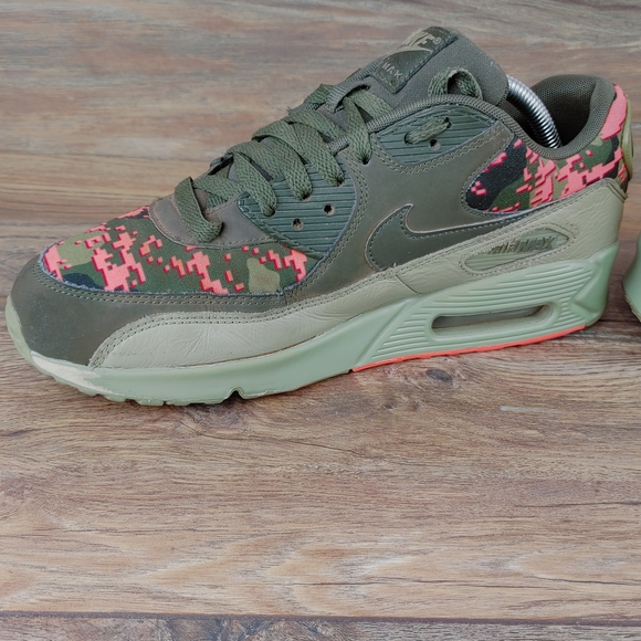 Nike Air Max 90 Digi Camo Olive - Picture 11 of 15